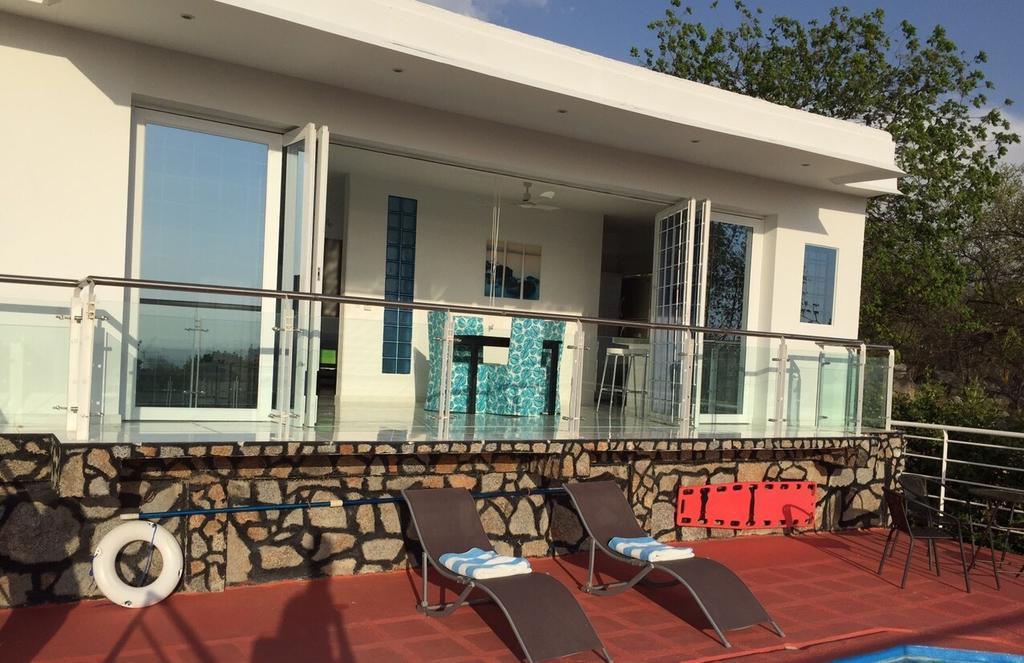 La Revista Con Piscina Privada * Santa Marta (Magdalena)