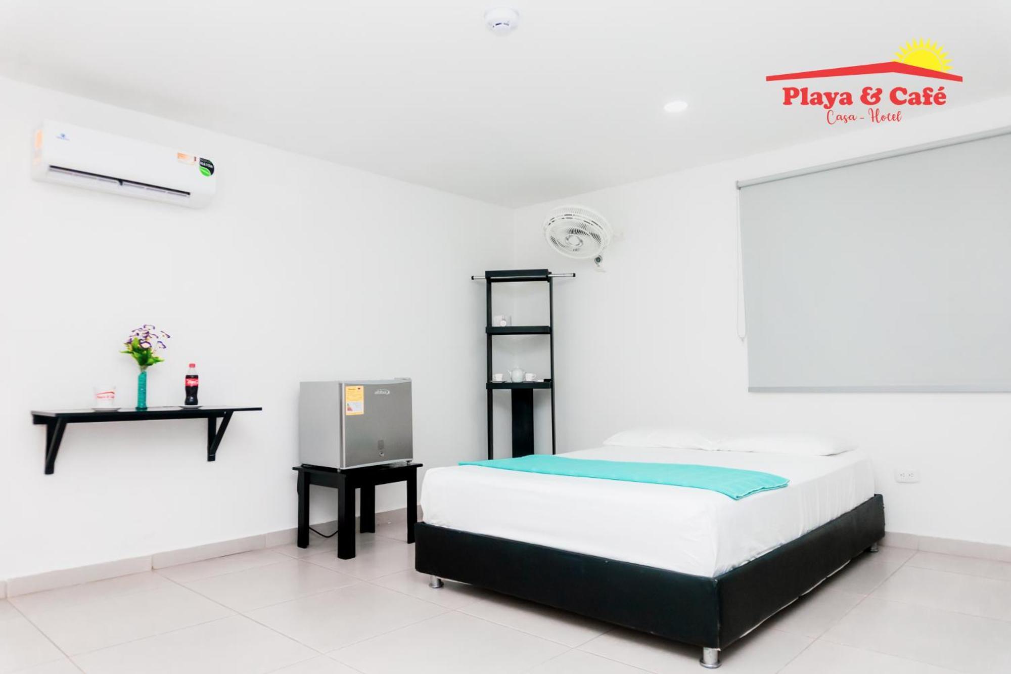 Playa Y Café Hotel