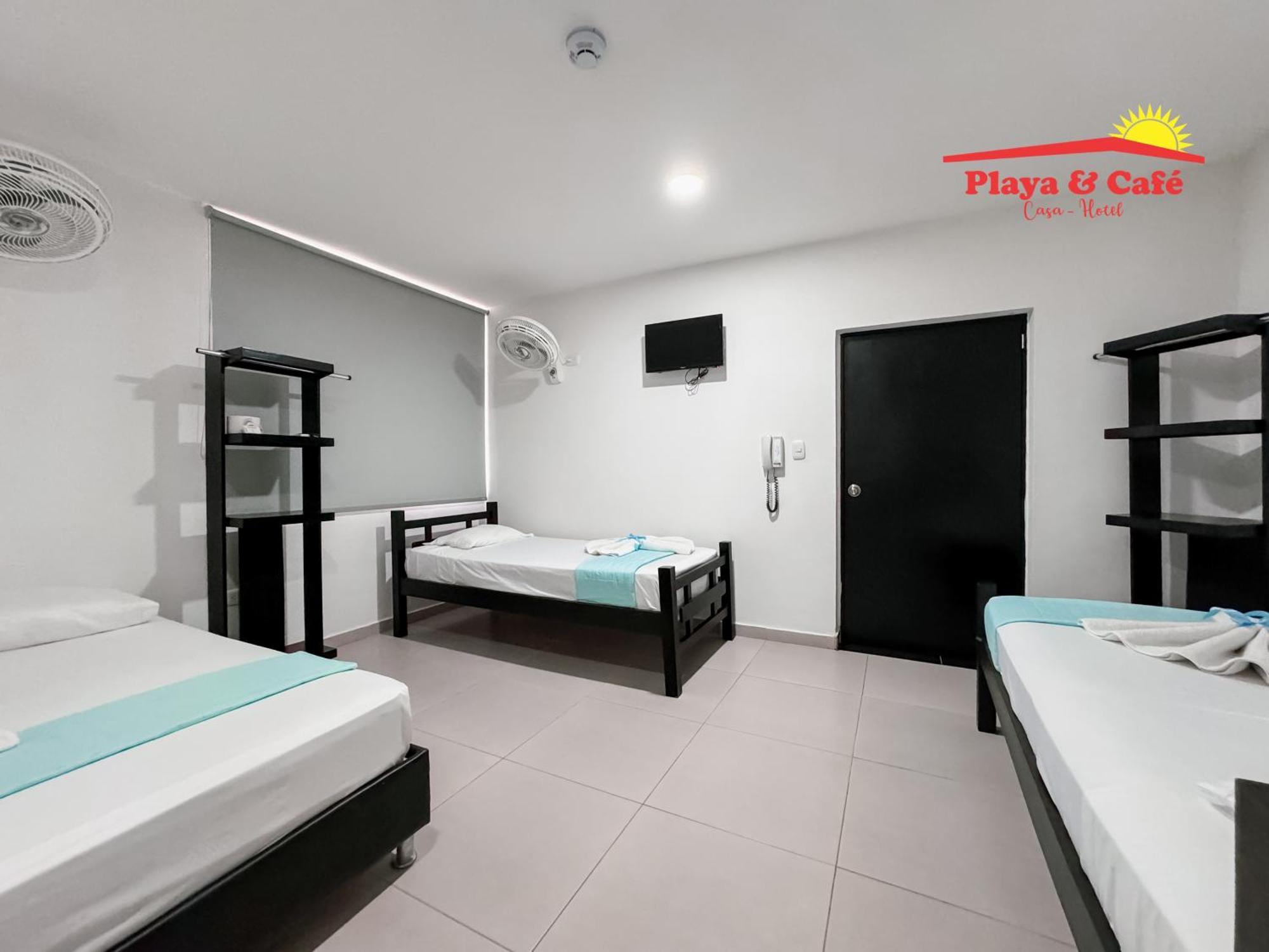 Playa Y Café Hotel 2*