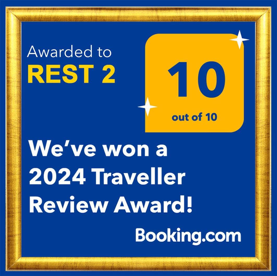 Rest 2 *