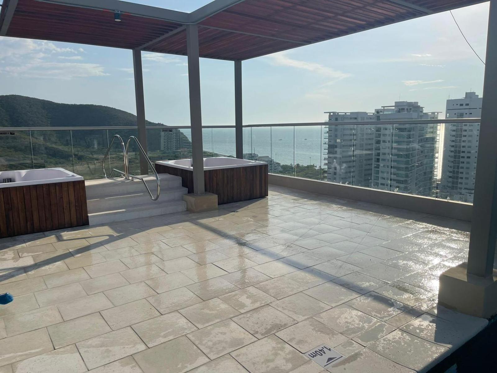 - Hermoso Apto En Playa Salguero Santa Marta (Magdalena)