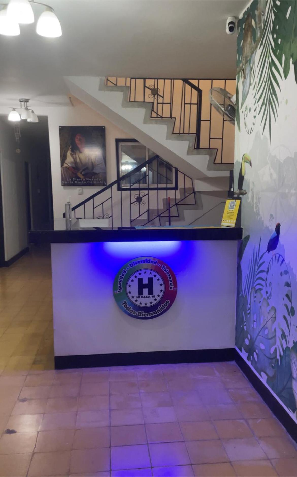 Hostal Mi Casa 18 *