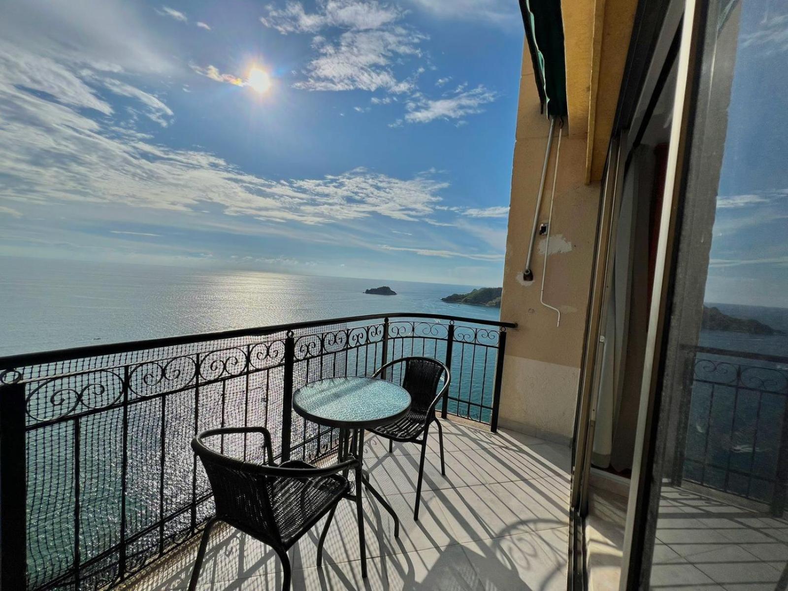Apartamento En Santa Marta Frente Al Mar