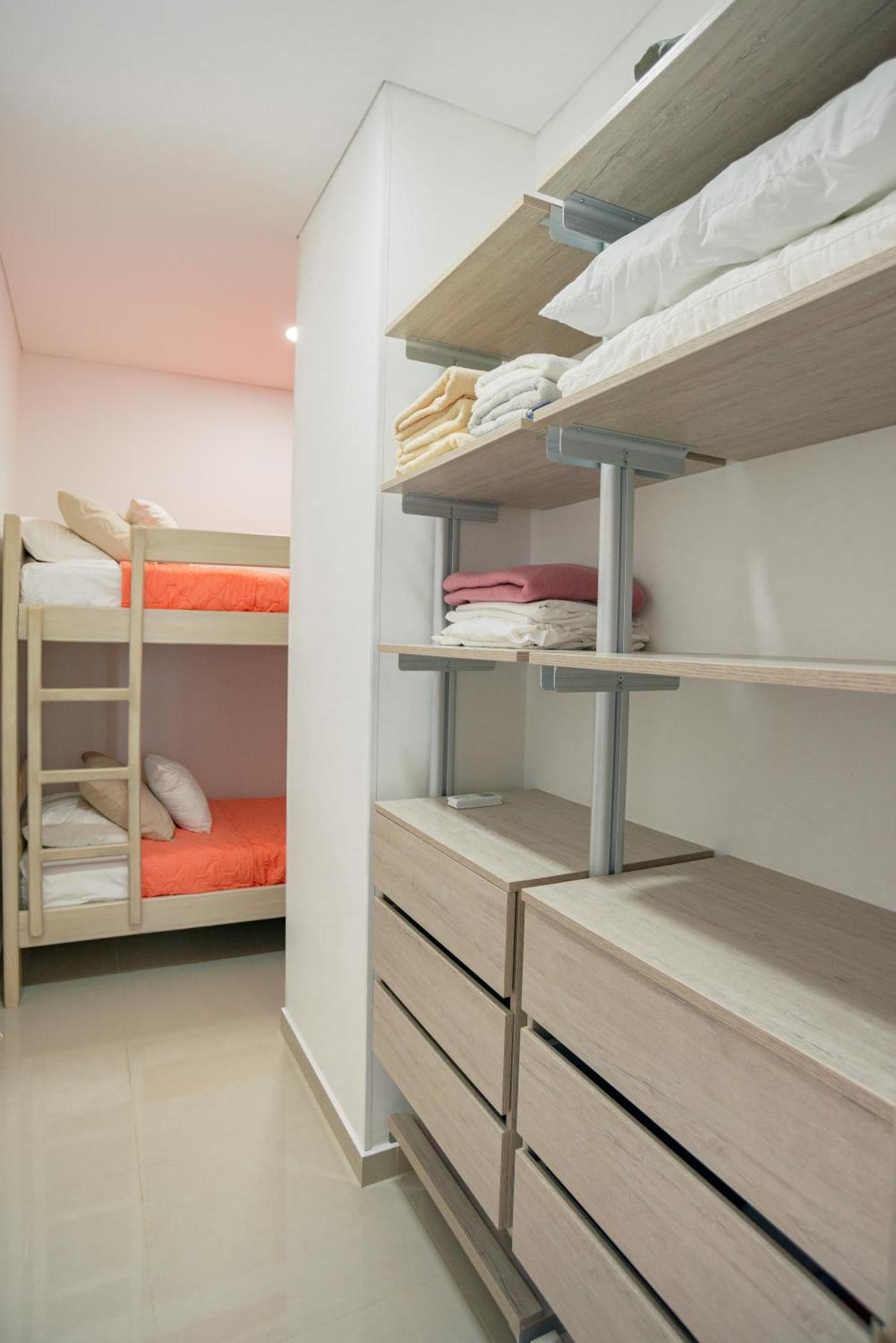 Apartment Amoblado En Samaria, Primera Linea De Playa! *