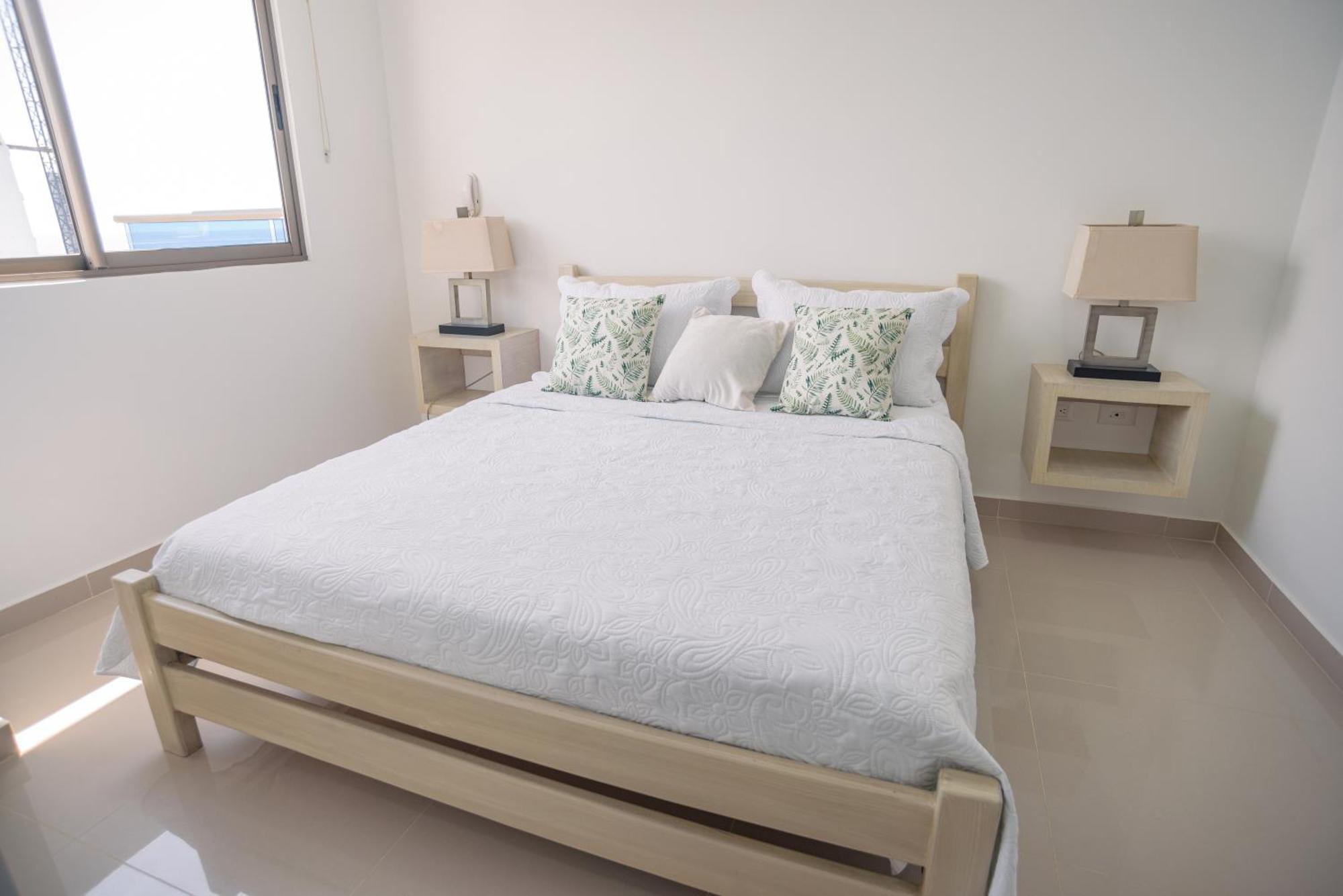Apartment Amoblado En Samaria, Primera Linea De Playa! *