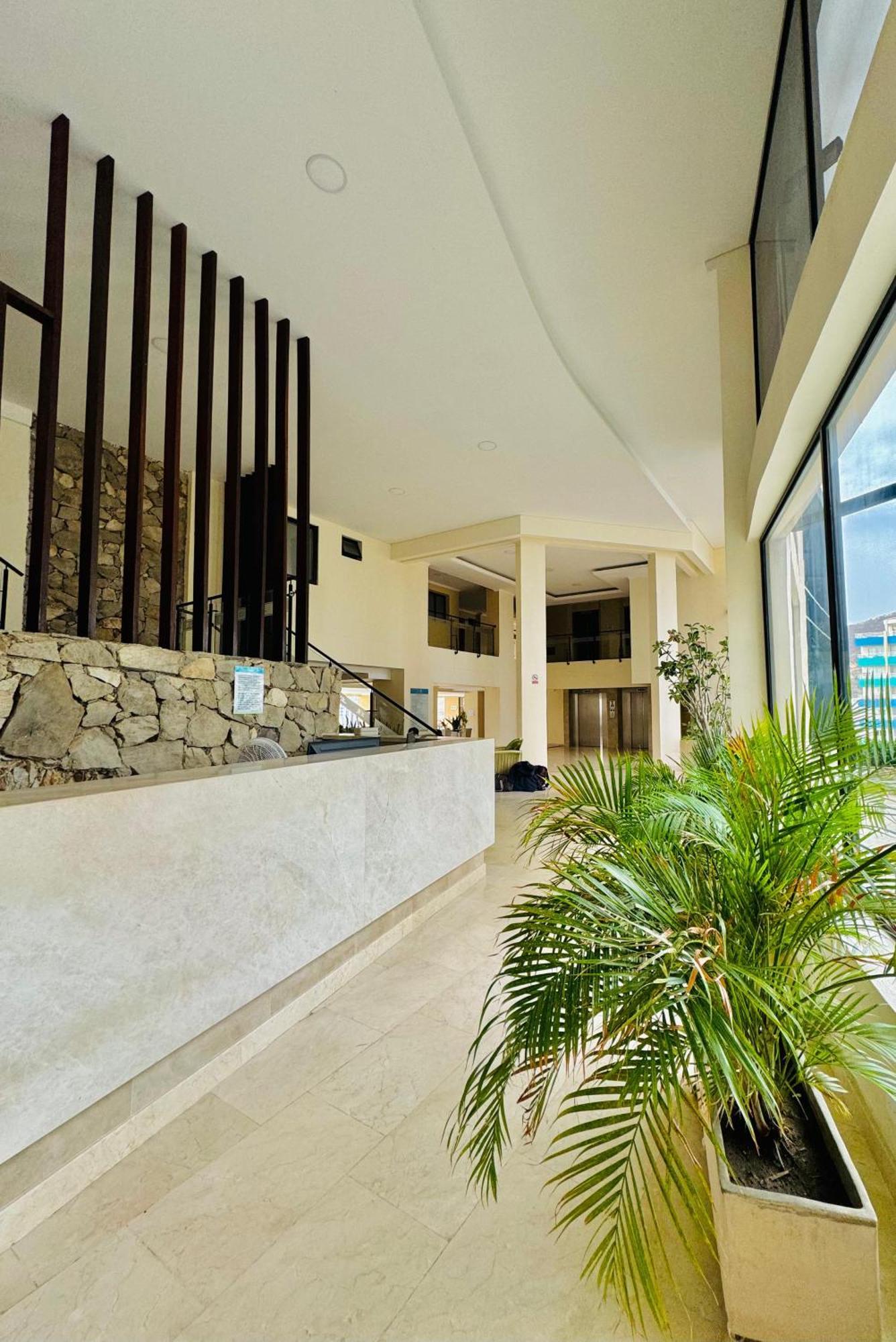 Apartamento En Santa Marta Frente Al Mar *