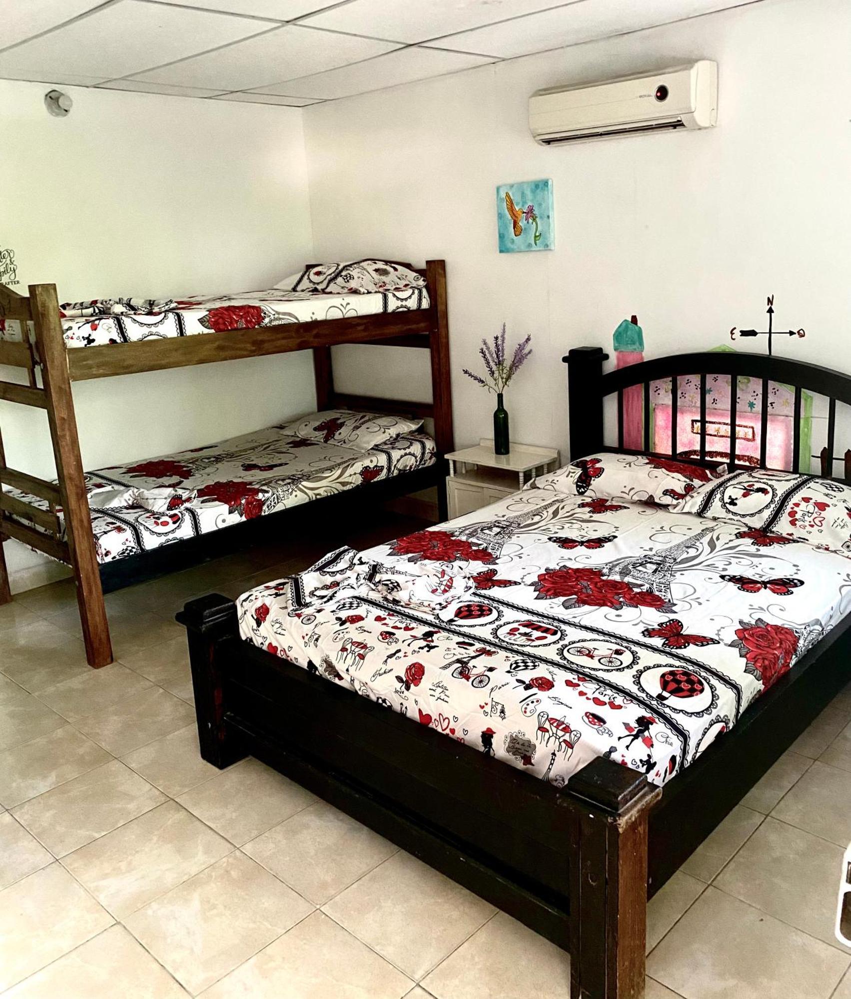 Guest house Casa Kaamu - El Rodadero Santa Marta (Magdalena)