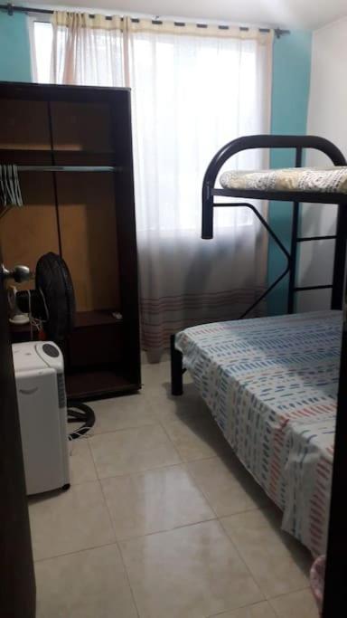Casa Completa Sin Compartir Privada Con Garaje Gratis Wifi Para Toda Una Familia Holiday home