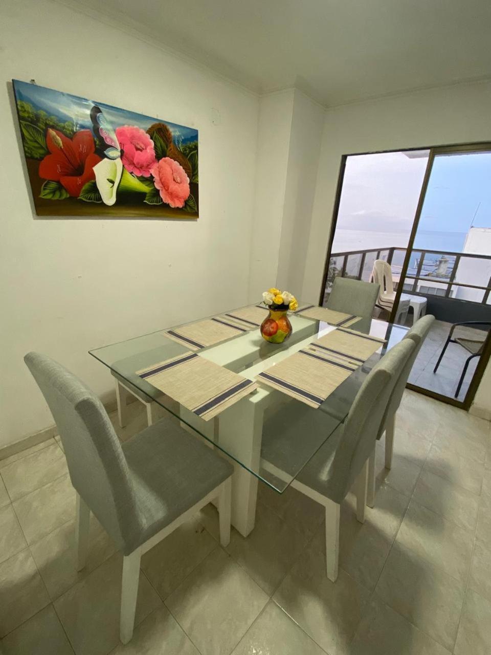 Apartment Rodadero Laureles Con Vista Al Mar Y A La Bahia