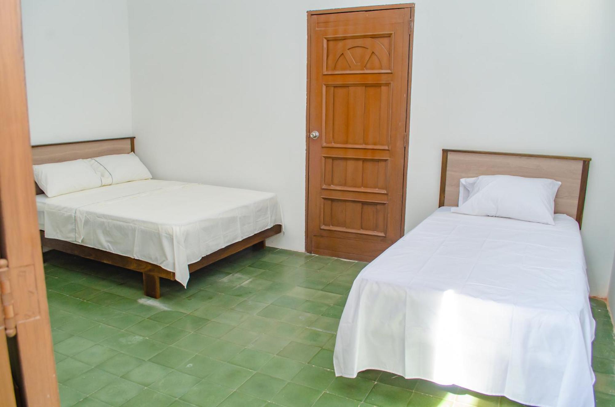 Aw Puertas De La Bahia 3*
