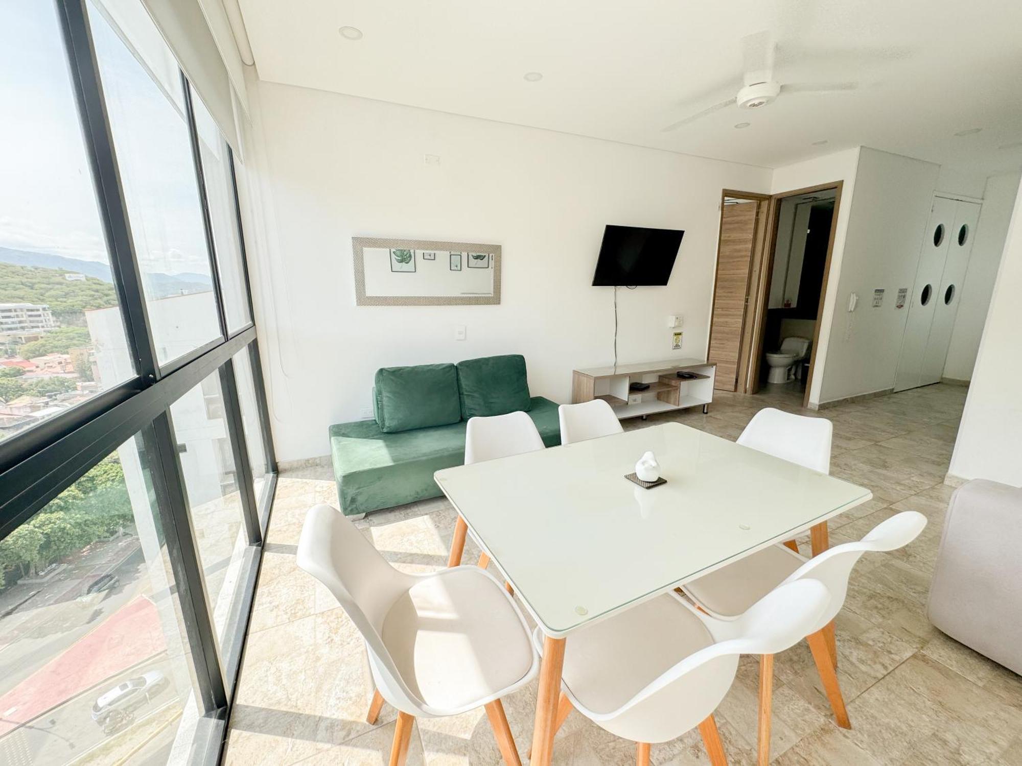 Apartasuites 945 Rodadero - By Bedviajes