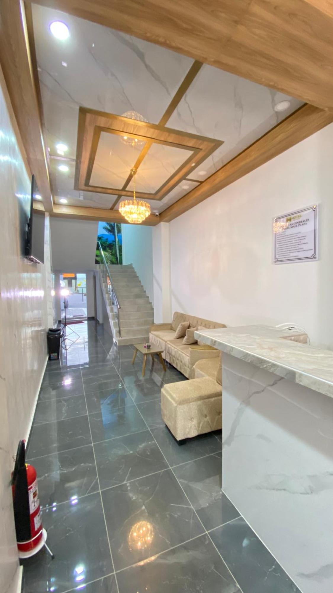 Mall Plaza Hotel