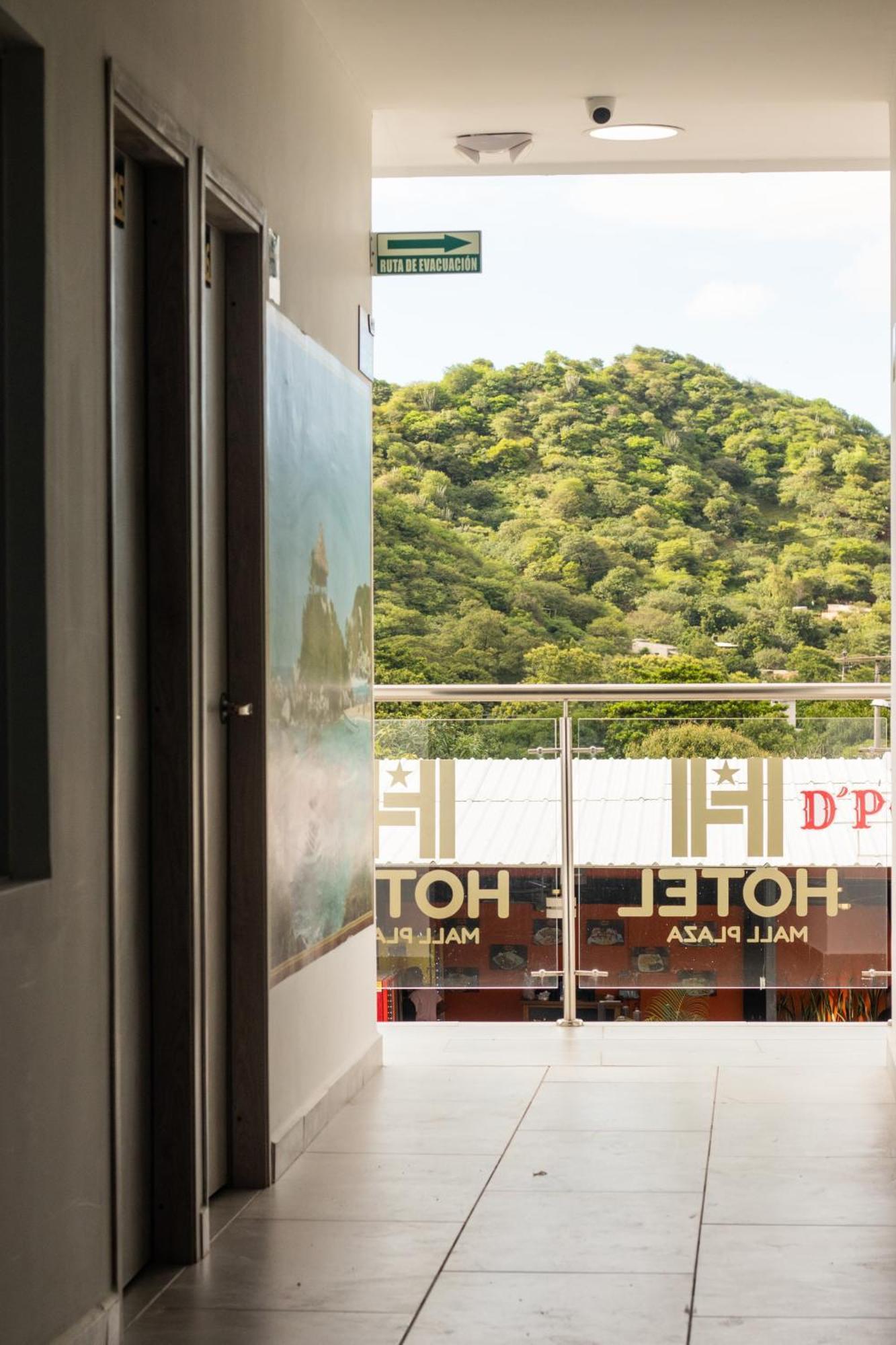 Hotel Mall Plaza Santa Marta (Magdalena)