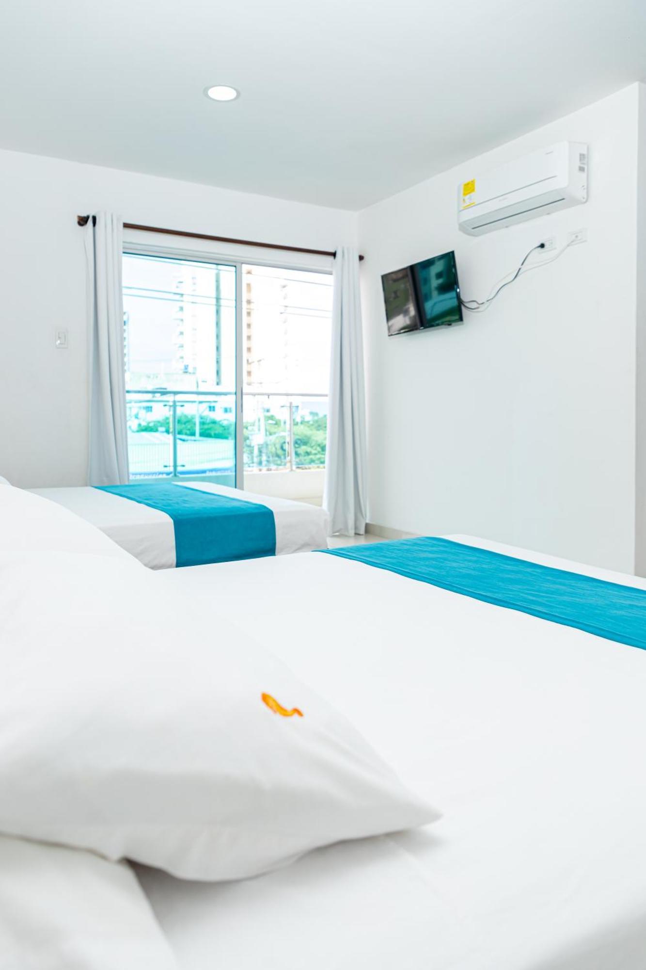 Aguamarina Hotel *