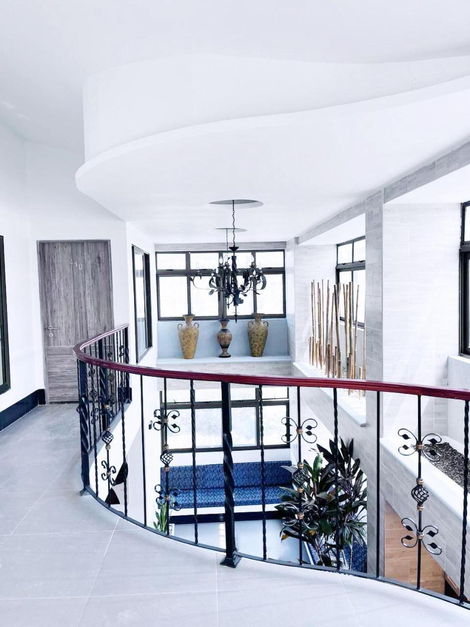 Dusano Boutique Hotel *