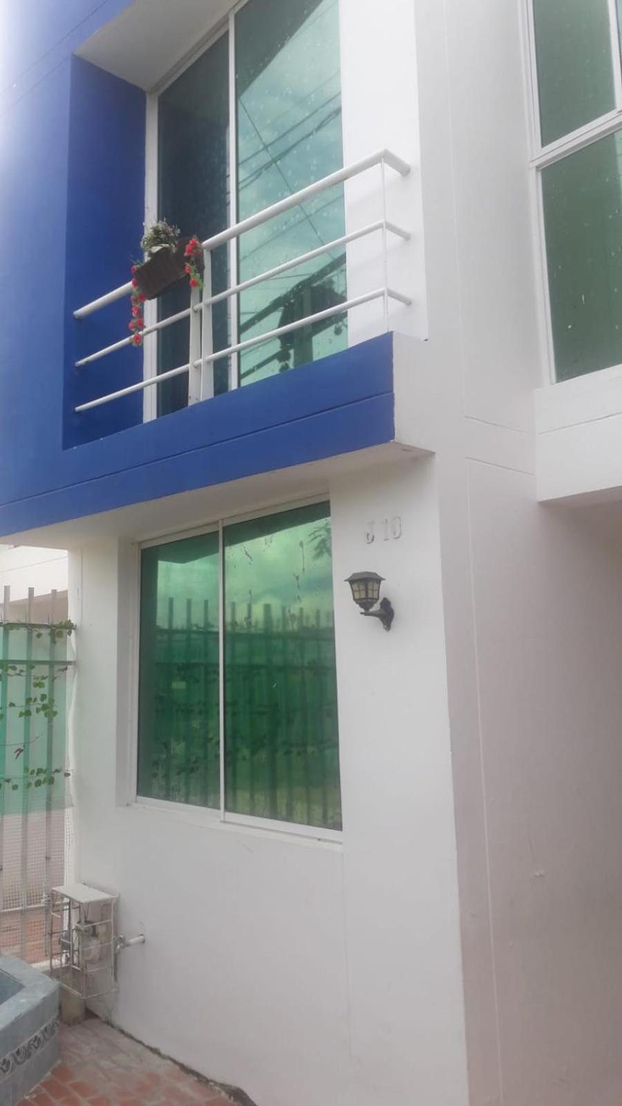 Casa Completa Sin Compartir Privada Con Garaje Gratis Wifi Para Toda Una Familia Holiday home *