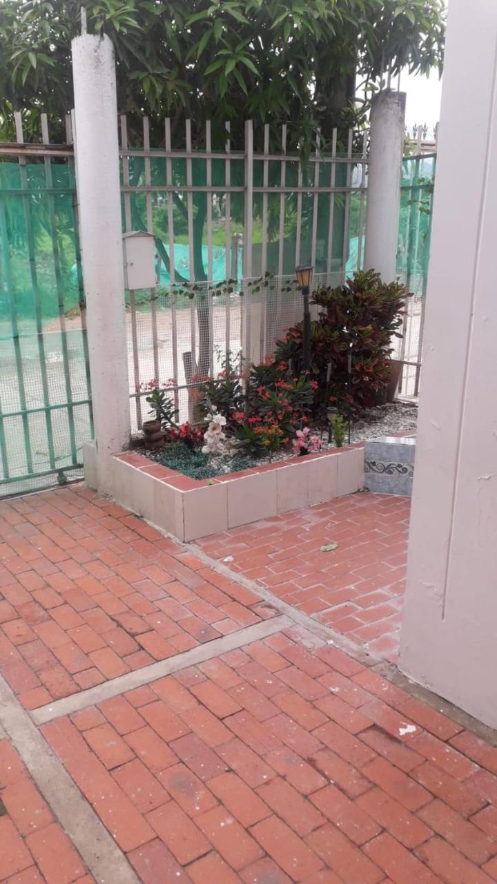 Casa Completa Sin Compartir Privada Con Garaje Gratis Wifi Para Toda Una Familia * Santa Marta (Magdalena)