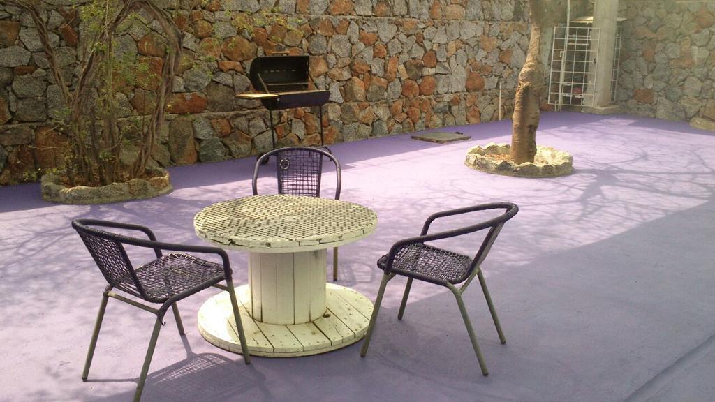 La Revista Con Piscina Privada Holiday home *