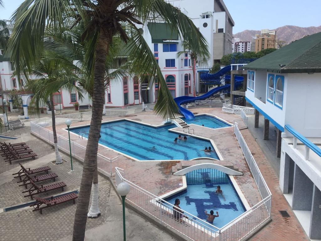 Conjunto Residencial La Mansion Apartment *