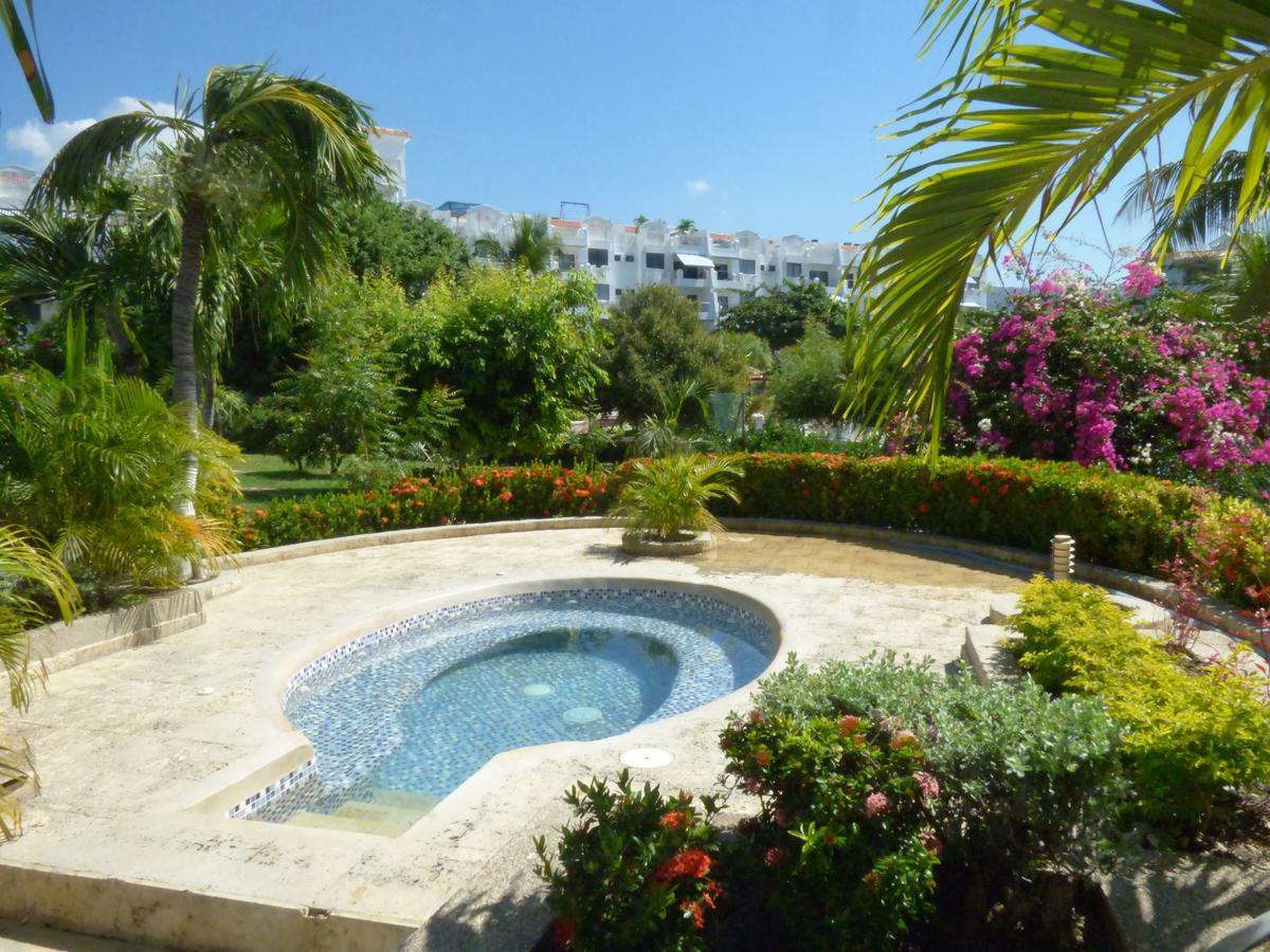 Apartamento Costa Azul 1002 *