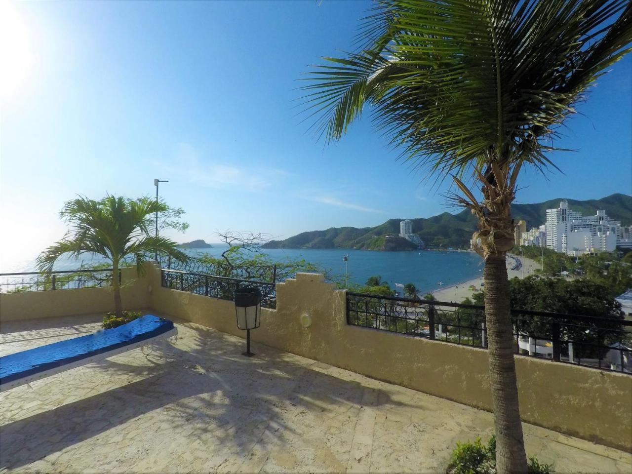 Apartahotel El Peñon Del Rodadero Vista Al Mar Apto Santa Marta (Magdalena)