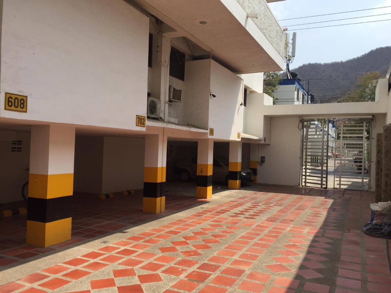Edificio Palanoa Apto 507 Rodadero * Santa Marta (Magdalena)