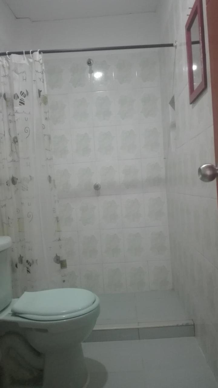 Alcobas A 4 Calles De La Playa Homestay Santa Marta (Magdalena)