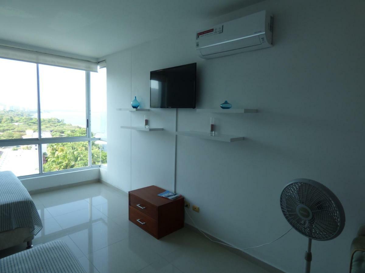 Costa Azul 906 *