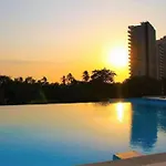Nuevo Y Moderno Apartamento Con Vista Al Mar.