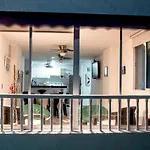 Apartamento Con Playa Privada Y Piscina