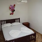 Hostal Casa Yoya