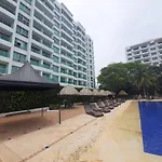 Costa Azul Suites 802