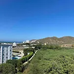 Espectacular Apto Con Vista Al Mar Y La Sierra