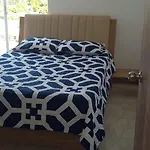 Apartment In Sanatamarta With Beach 20\'