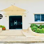 Santa Marta Apartamentos - Brisas Marina