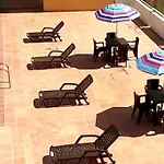The Refuge#1 Lovely 2 Br-Apt Pool & Good Vibes