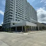Suite Con Jacuzzi Y Vista Al Mar Piso 14