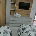 Lj Suite