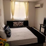 Apartamento En El Rodadero Con Piscina Y Jacuzzi
