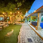 Casa Avelina Boutique Hostel