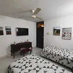 Confortables habitaciones a pocos metros del mar