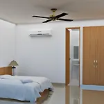 Hostal Santa Lucia