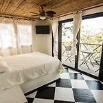 Bunsizanisi Hotel