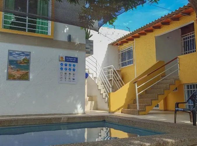 Momoluu\'S House