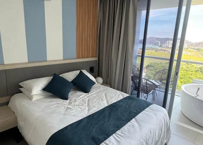 Suite Con Jacuzzi Y Vista Al Mar Piso 14