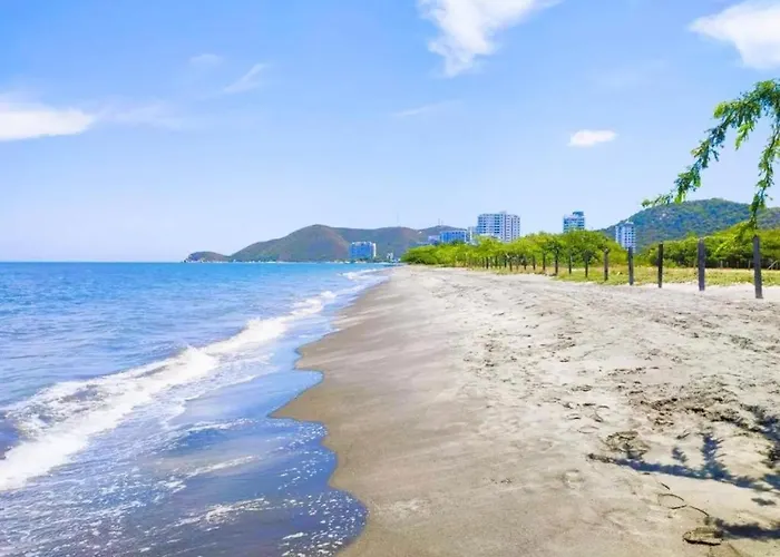 Apartasuites Con Balcon Vista A Mar 5 Min De La Playa Condominio Salinas Del Mar