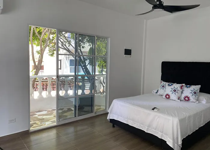 Habitaciones Y Aptos Isabella