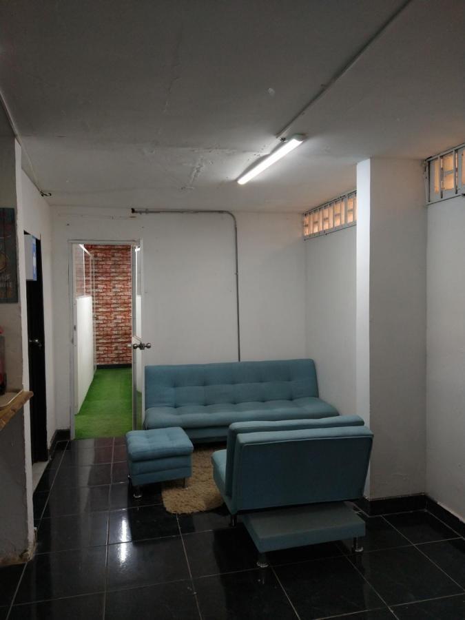Guest house Feeling & Coworking *