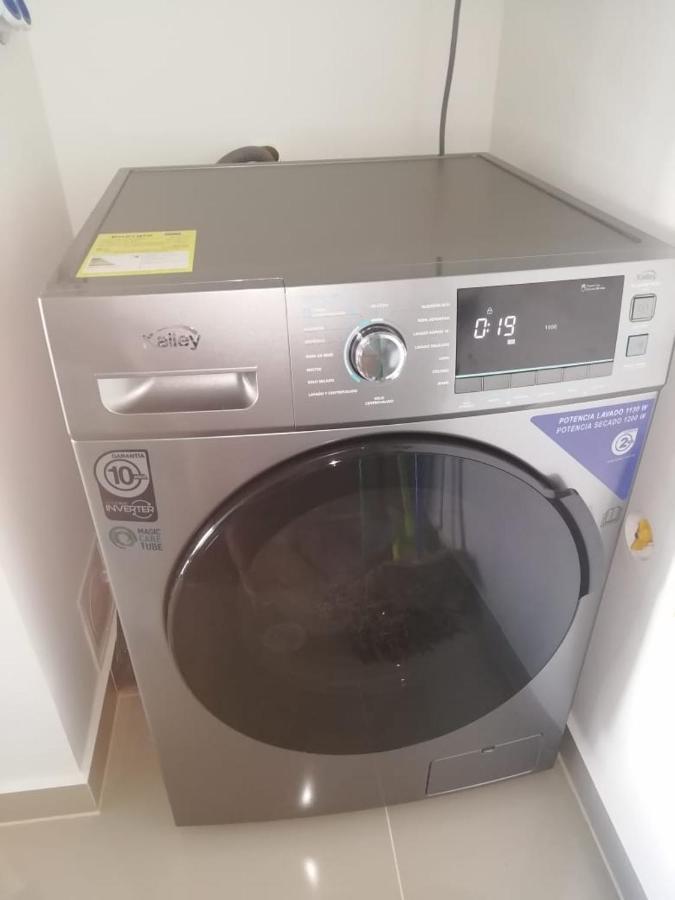 Rodadero Sur Edificio Aragoa A 150 Metros Del Mar Apartment Santa Marta (Magdalena)