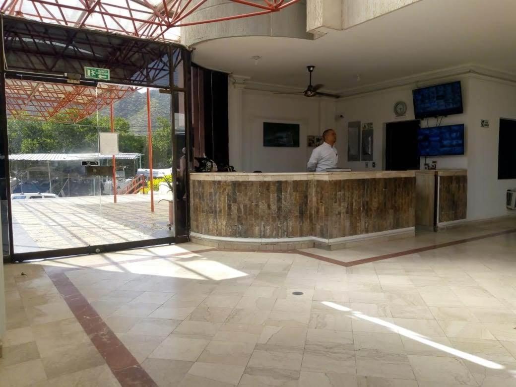 Nuevo Rodadero Apto 501 Torre A *